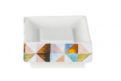 Мыльница Primanova квадратная белая с цветным узором из треугольников, JOSE, 10,4х10,4х4,5 см керамика D-20181